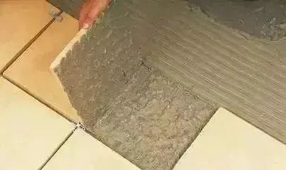 瓷砖胶施工时必须注意的“八不能”(图5) 瓷砖胶施工时必须注意的“八不能”(图5)